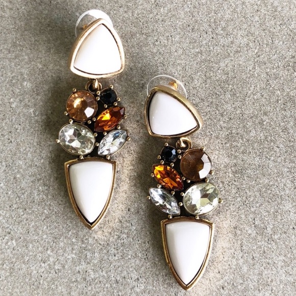 Jewelry - White Fashion Earrings